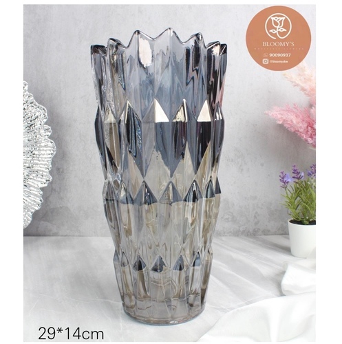 vase 24