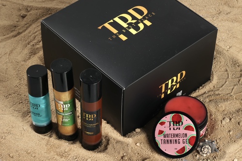 Summer box 02 - Summer box with 4 products in special price ( with different tones of tanning oils and tanning gel , Cacao caramel tan + watermelon tan + Hakoona matata beer tan + Ocen cooling mist ) this most popular products