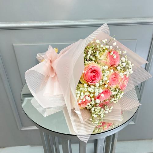 Hand Bouquet Offer 3