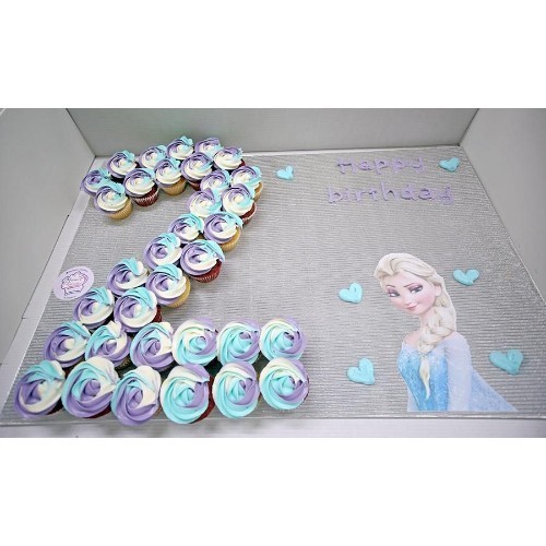 Number Elsa - 3 Dozens 

With picture of elsa

Mini cupcakes Please keep your writing that you want on the board in the box below