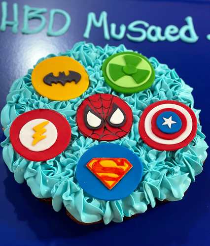 super heroes - mini cupcakes Please keep your writing that you want on the board in the box below