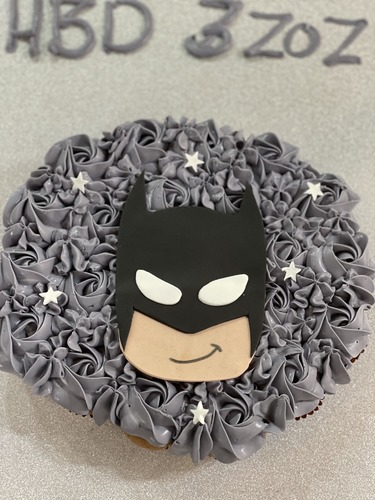 batman - mini cupcakes Please keep your writing that you want on the board in the box below