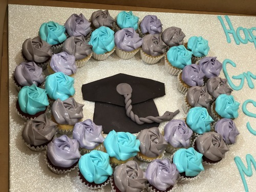 Graduation cap - 3 Dozens mini cupcakes Please keep your writing that you want on the board in the box below