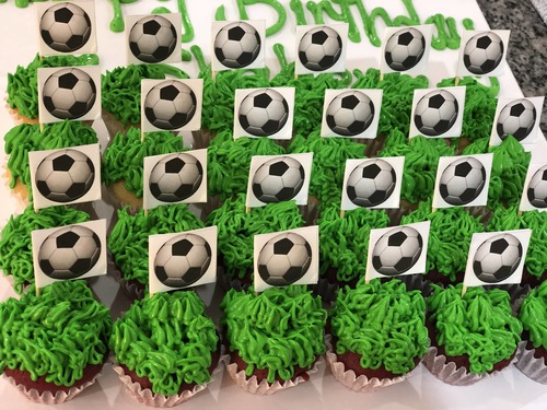 Football Flags - Mini Cupcakes Please keep your writing that you want on the board in the box below