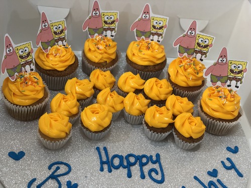 Spongebob - Big cupcakes + mini cupcakes Please keep your writing that you want on the board in the box below