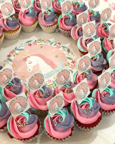 unicorn flags-picture - 3 Dozens mini cupcakes Please keep your writing that you want on the board in the box below