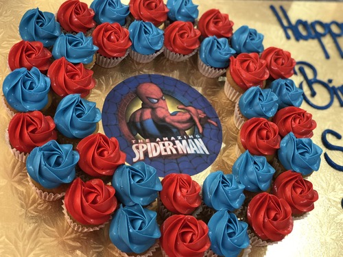 Spiderman - 3 Dozens mini cupcakes Please keep your writing that you want on the board in the box below