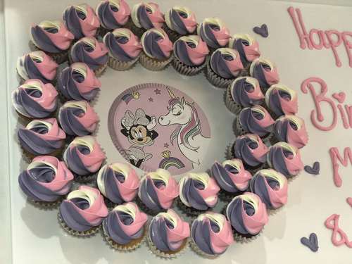 Minnie Mouse w/ unicorn - 3 Dozens mini cupcakes Please keep your writing that you want on the board in the box below