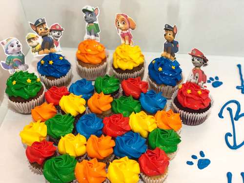 paw patrol - Big cupcakes + mini cupcakes Please keep your writing that you want on the board in the box below