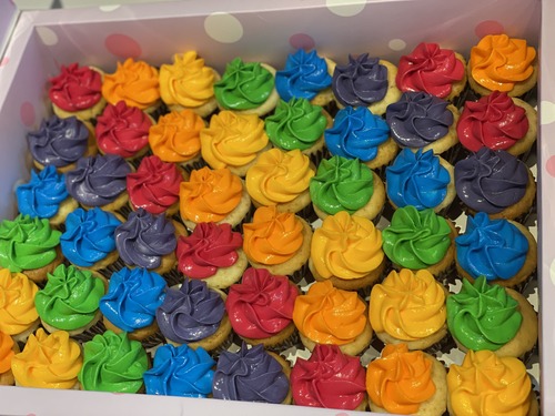 colorful box - mini cupcakes