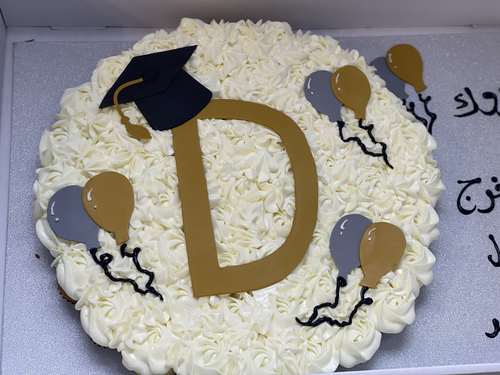 Graduation letter - mini cupcakes Please keep your writing that you want on the board in the box below