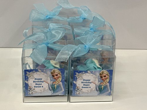 elsa giveaway - mini box size : 8cm light blue ribbon Light blue- light purple -white cream Please keep your writing that you want on the Sticker in the box below