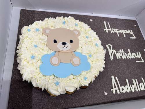 cute teddy bear - mini cupcakes Please keep your writing that you want on the board in the box below