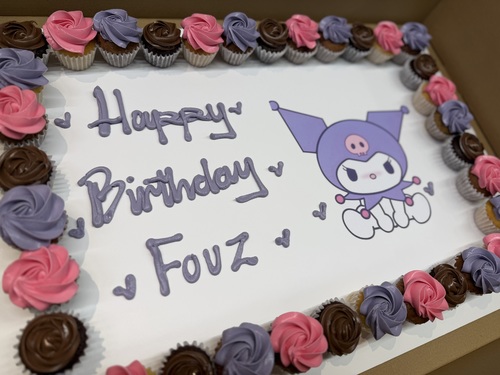 kuromi - 3 Dozens mini cupcakes Please keep your writing that you want on the board in the box below