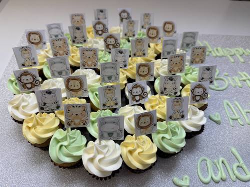 cute animals - mini cupcakes Please keep your writing that you want on the board in the box below