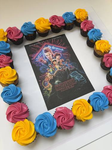 stranger things - mini cupcakes Please keep your writing that you want on the board in the box below