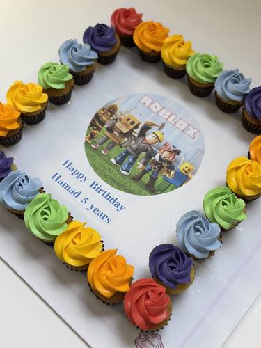 Roblox - mini cupcakes Please keep your writing that you want on the board in the box below