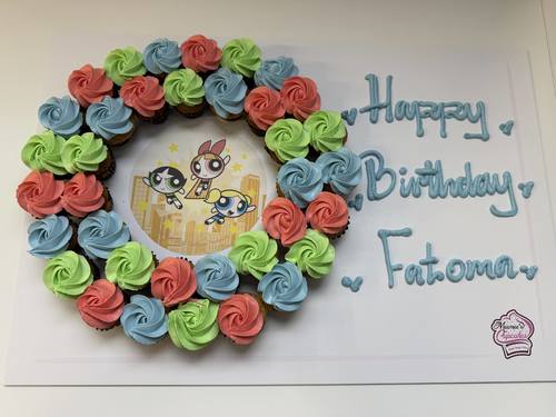 power puff girls - 3 Dozens mini cupcakes Please keep your writing that you want on the board in the box below