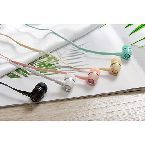 Musical Earphone CS-137 with distinctive sound and high quality (Code:88)