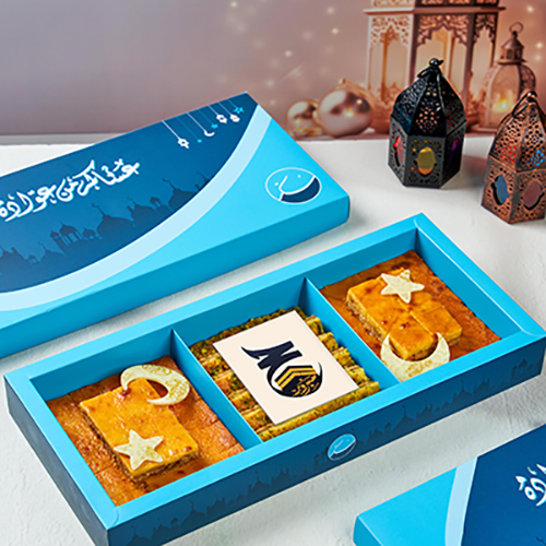 حج مكس سكر - بوكس من منتجاتنا المميزة مؤلف من ثلاث نكهات ميكس من الجبنة الشرقية والبسكويت الفستق الحلبي – التمر – الكراميل المملح