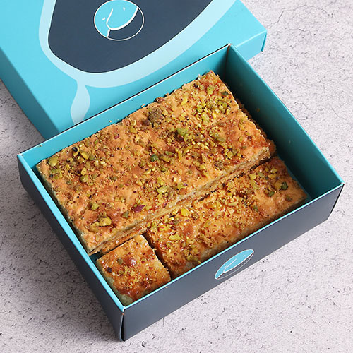 Mini Sukkar Pistachio - Distinctive cream cheese, biscuit and pistachio&nbsp;are one of our creations to satisfy
your tastes