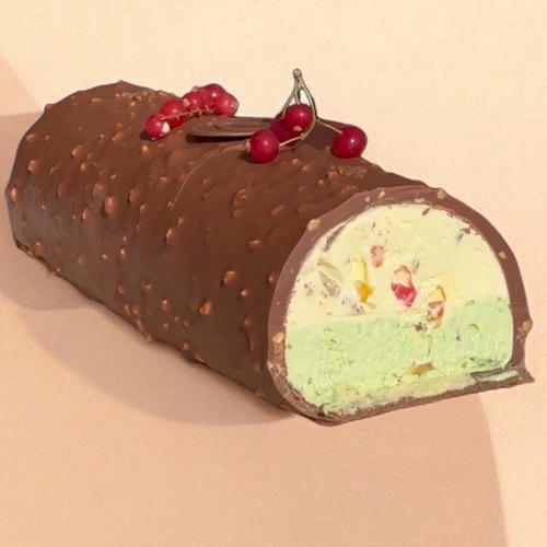 Cassata Gelato - Cassatta gelato  
 Vanilla and pistachio gelato  Choco chips, candy fruits