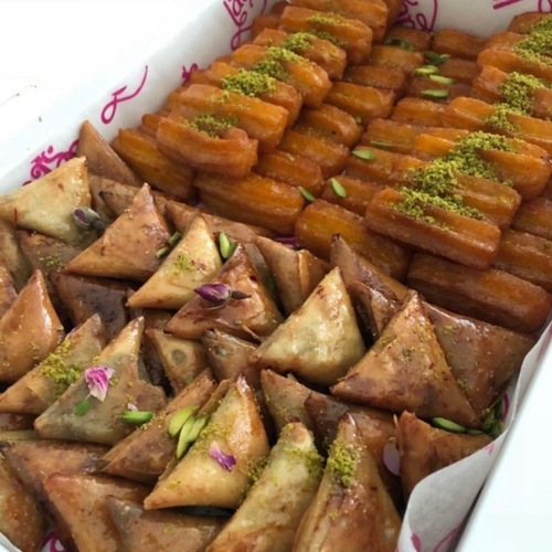 mix sambosa- balah sham - 100 pcs mix samosa  cheese and walnut