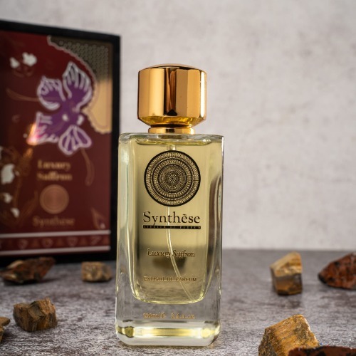 Luxury Saffron 100ML - Fragrance family: orientalPerfume for both sexesTop notes: saffron, tonka bean, black currantiris flower, rose middle notes:Perfume base: leather, vanilla, wood