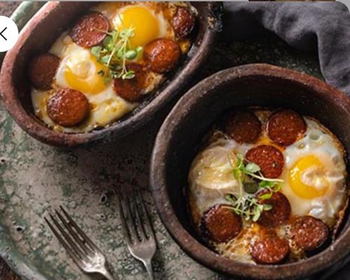 Sunny Side Up Eggs With Sausage - The seasonned Sujuck mixed the egg cooked with butter