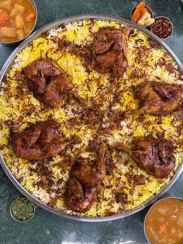 TRAY  CHIKEN MACHBOUS BARBEQUE