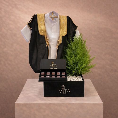 Canopy - Black box contains Lemon scented goldcrest with baby deshdasha, baby bisht and a box of chocolates. Height: 50 Width: 20