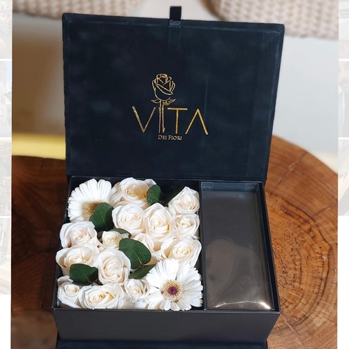 Vita Dei Fiori - niorod - Black box contains white flowers and side you can add amount of money