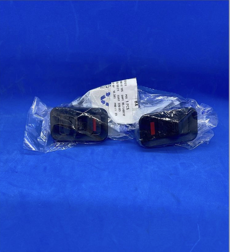 حبه قفل باب داخلي اصلي - قفل باب داخلي  نوع جي ام اصلي  يركب حق شفر جمس  موديل 1999 - 2006  السعر للحبه