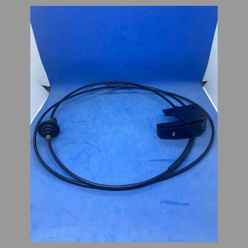 يدة كبوت مع سيم لفتح الكبوت - يدة مع سيم لفتح الكبوت  براند امريكي صناعه مكسيكي  يركب لشفر جمس  موديل 1999 - 2006