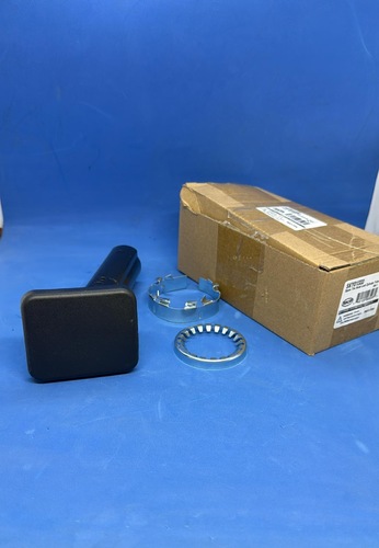 تسكيرة فتحة الاسبير مع كلبسات - تسكيره فتحة الاسبير مع كلبسات براند SKP الامريكي&nbsp; تركب حق شفر جمس&nbsp; موديل 1999 - 2006