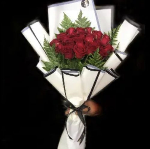  الأوائل للزهور - Valentine bouquet 08