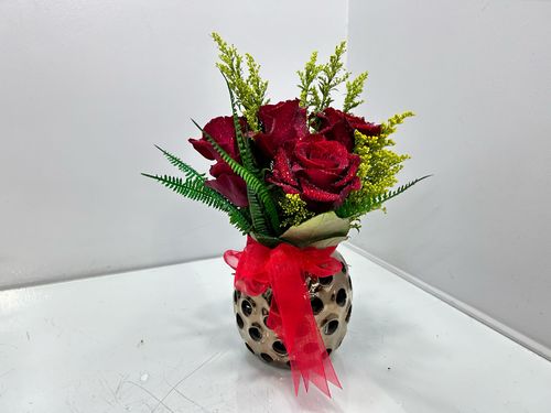 Love 24 - Luxurious
  pottery vase with mixed flowers and vegetables