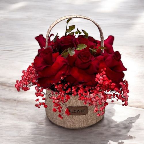 LOV 4 - Basket
  with a bunch of natural flowers