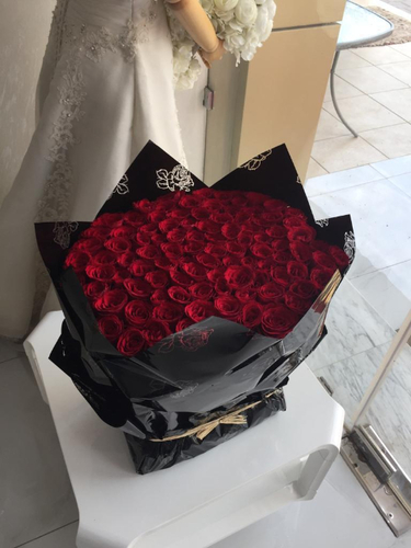 Jauri 100 Roses