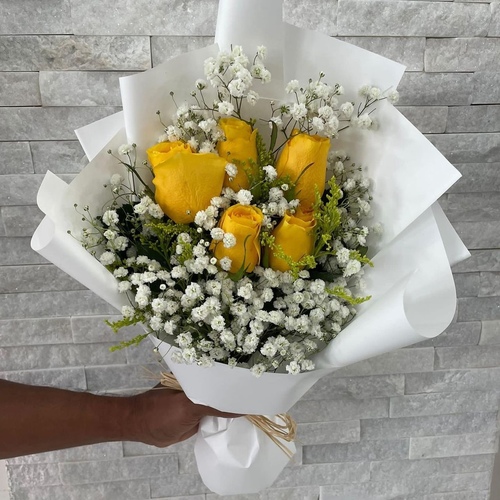 small hand Bouquet