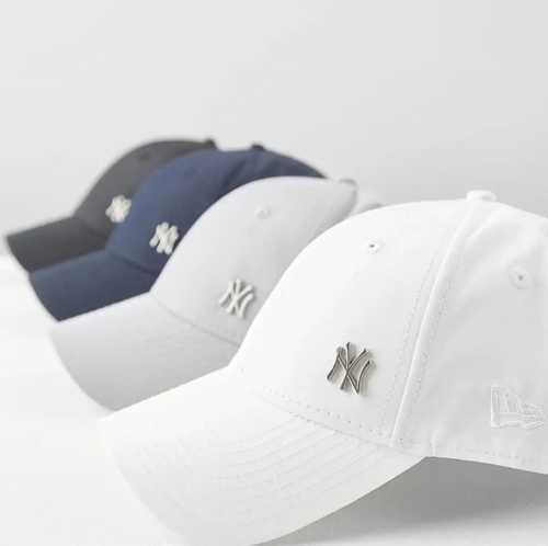 NEW ERA FLAWLESS 4 COLORS - BLACK WHITE 
 SILVER NAVY