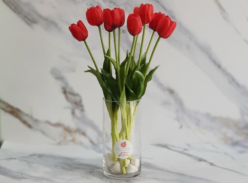 Artificial Tulips In Cylinder Glass Vase 1803 - 10  Artificial Tulips, White Stones In Cylinder Glass Vase  Height 40 cm width 20 cm