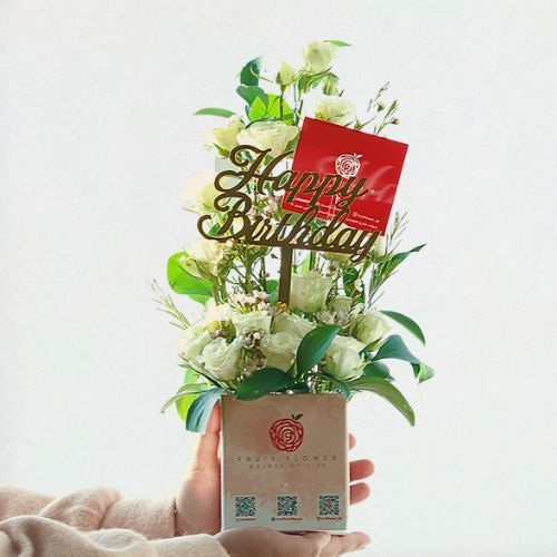 Flowers with Green Cute Box 1302 - baby rose ,wax flowers and green rescus Height 40 cm Width 20 cm