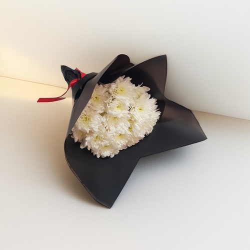 Beautiful White Craze Bouquet 1122 - Beautiful white craze bouquet in wrapping height 45 cm width 30 cm