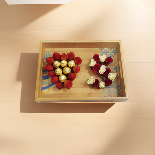 Letter Tray - 2 color 1204 - Acrylic tray. Flowers: baby roses. Fruits: Strawberry. Chocolate : 6 Ferrero Rocher . Length 35 Width 25 cm