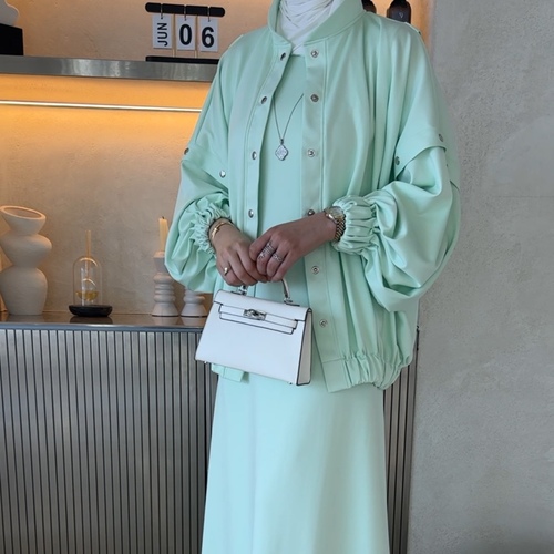 اللون التيفاني