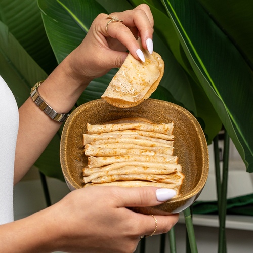 Msabeb bread with cream and honey