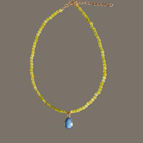 Hand made crystal yellow - Multi faceted hande-made crystal beads necklace drop shaped crystal pendant gold plated .