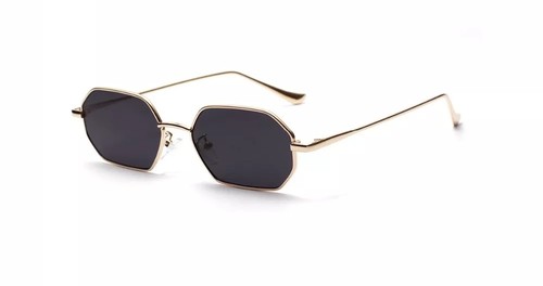 Vally - Platform black and gold sunglasses - Gender: Unisex
 Color : Gold and black     Frame material : Metal Lenaes optical attribute: Polarized Size: adult size