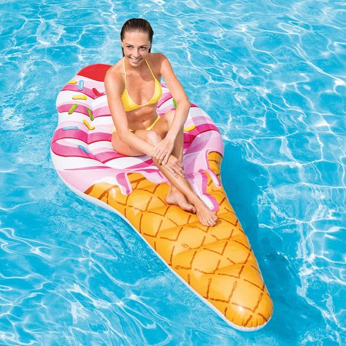 Ice cream float